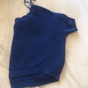 Crop top sweater